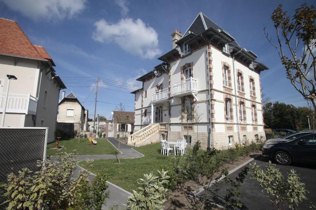Résidence Odalys Le Domaine des Dunettes Cabourg Exterior foto