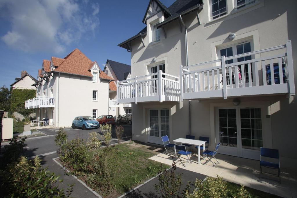 Résidence Odalys Le Domaine des Dunettes Cabourg Exterior foto