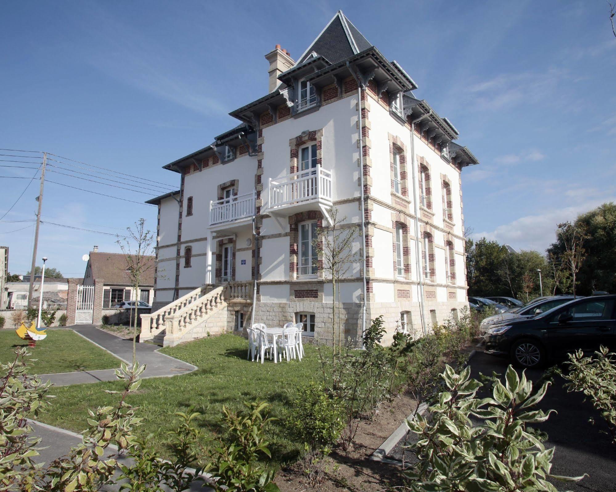 Résidence Odalys Le Domaine des Dunettes Cabourg Exterior foto