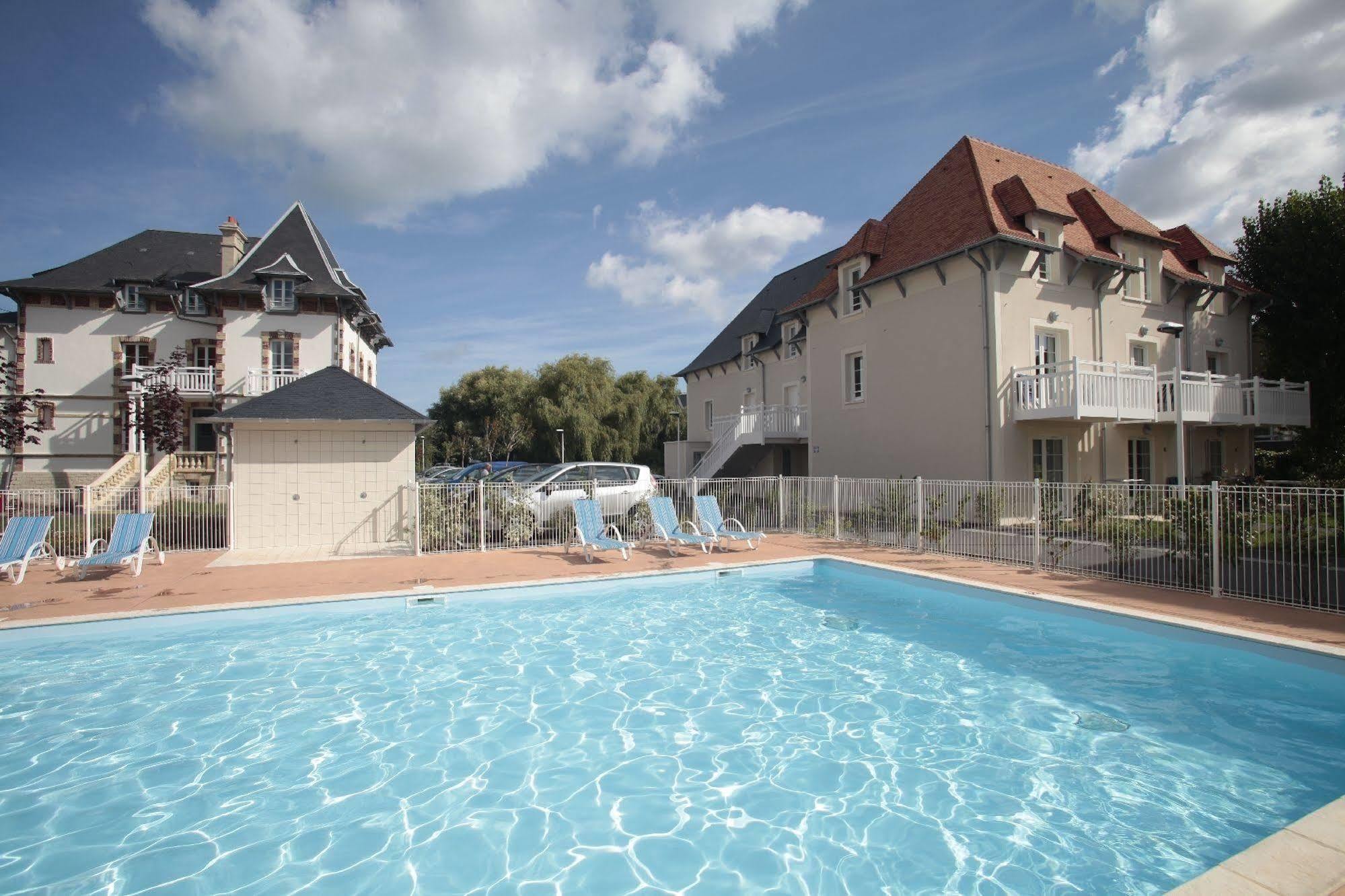 Résidence Odalys Le Domaine des Dunettes Cabourg Exterior foto